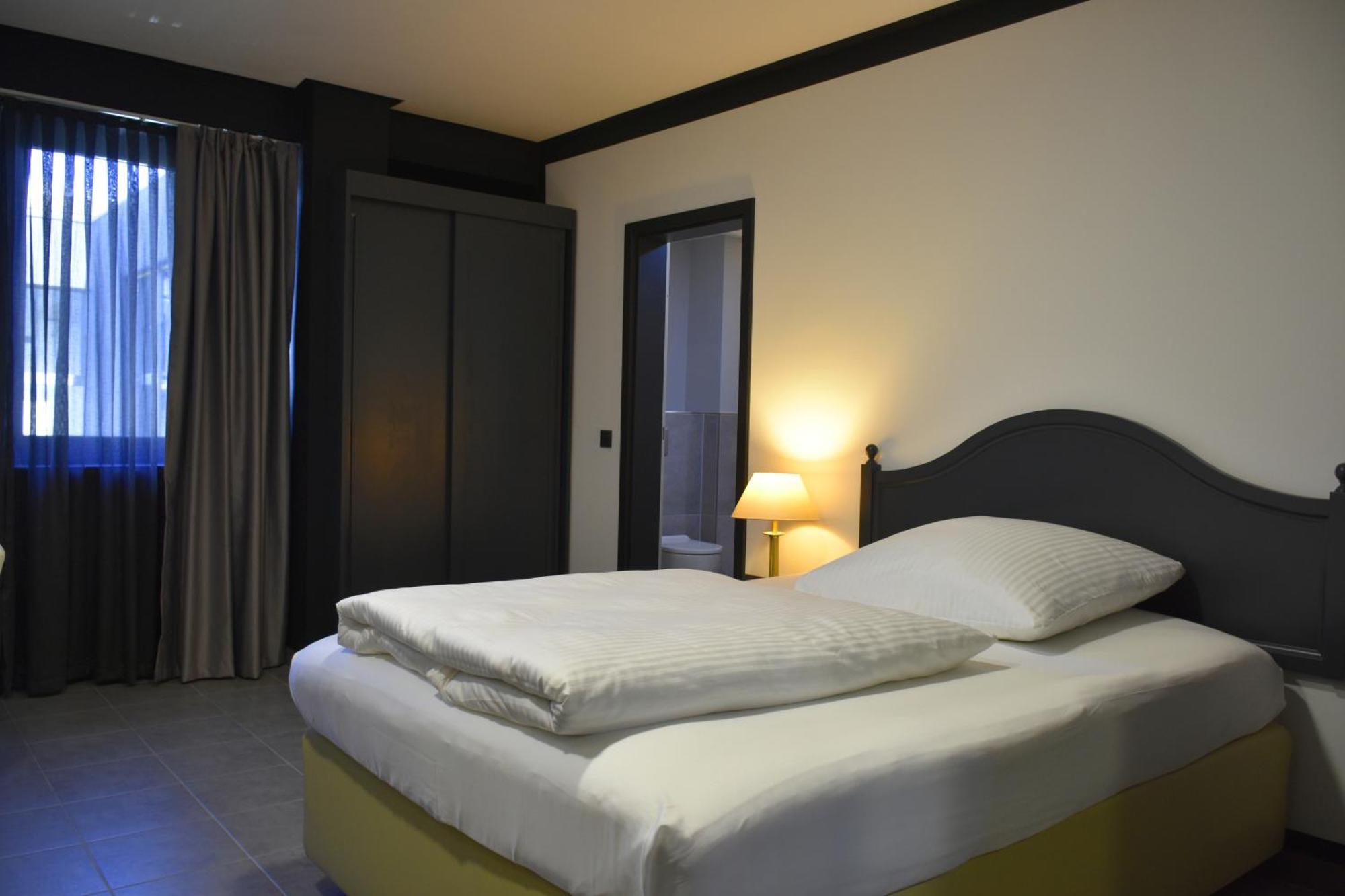 Tibet Hotel Am Airport Duesseldorf-Ратинген Экстерьер фото